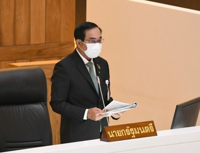"ประยุทธ์" บอกคุยกับ "อนุทิน" แล้วปมตัดงบสาธารณสุข ปัดตอบเรื่องพรรคร่วมแตกร้าว