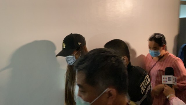 "นก อุษณีย์-อาบี" ได้ประกันตัวแล้ว ในวงเงินคนละ 1 แสนบาท