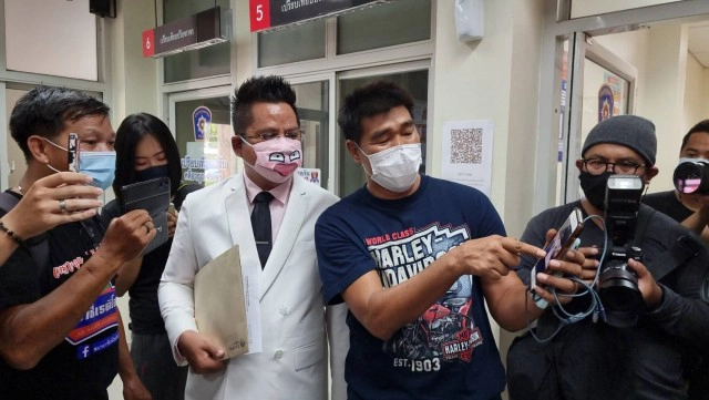 "สมรักษ์" สุดเซ็ง!! เข้าแจ้งความ ถูกโกงล็อตเตอรี่ 11.7 ล้าน