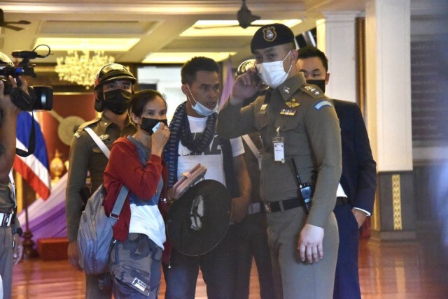ยัน "ลุงพล" ถูกจับตามหมายไม่ใช่มอบตัว คาดหวังผลเอื้อประกันตัว