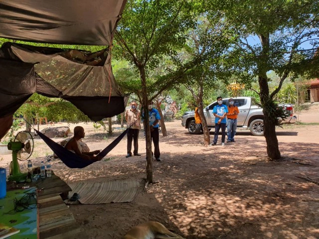 อบต.ลงพื้นที่ตรวจสอบหลังหลวงปู่องค์ดำโผล่สร้างอาศรม