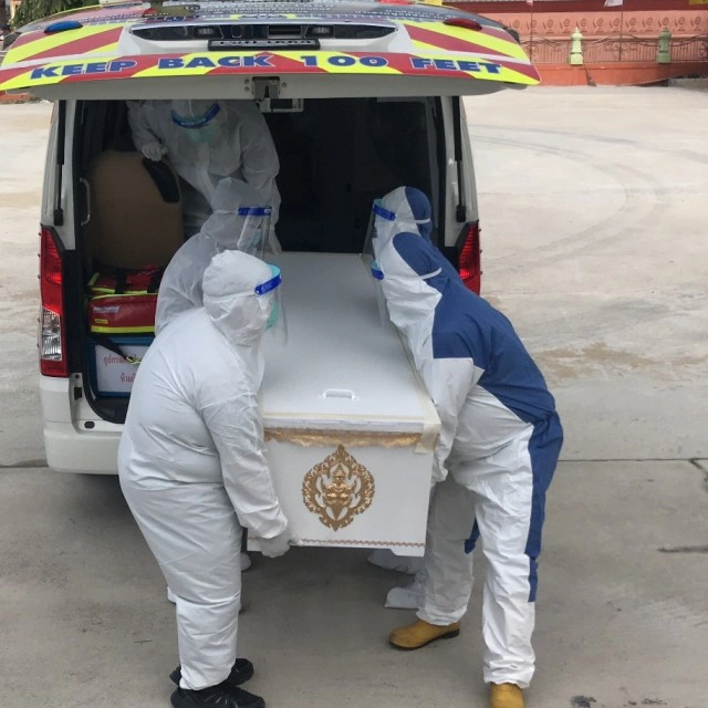 ผงะ! เดือนเดียวเผาศพโควิดฟรี 57 ศพ วัดเปิดบริจาคช่วยผู้ป่วย