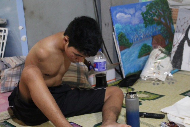 "น้องทาม"วาดภาพลงถุงผ้าขายออนไลน์-หาทุนการศึกษา