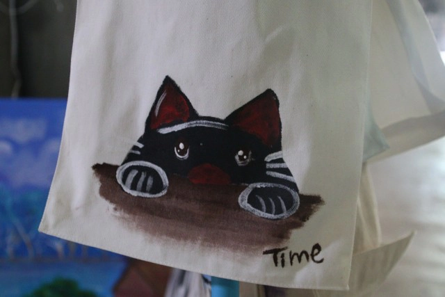 "น้องทาม"วาดภาพลงถุงผ้าขายออนไลน์-หาทุนการศึกษา