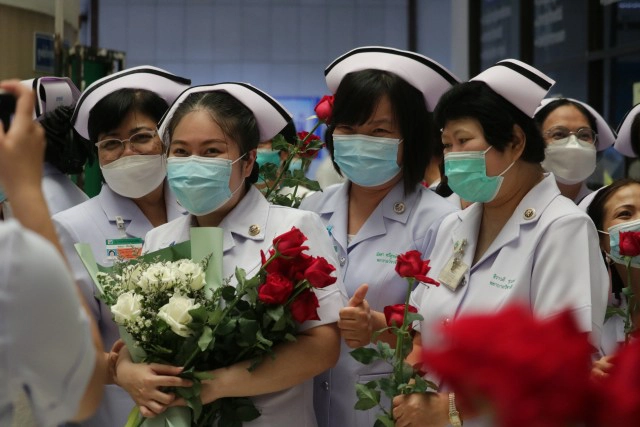 รพ.ขอนแก่นส่งทัพหนุน รพ.สนามเมืองทอง