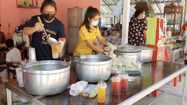"นก อุษณีย์" ทำบุญเสริมกำลังใจที่โคราช
