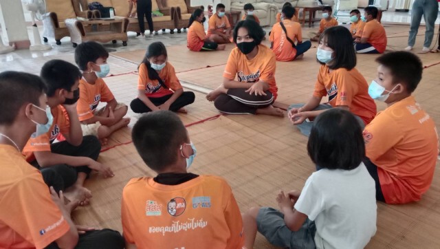 วัยรุ่นโคราชเจ๋ง เปิดเวทีคุยช่วยกันสกัดโควิด ชวนเลิกเหล้า