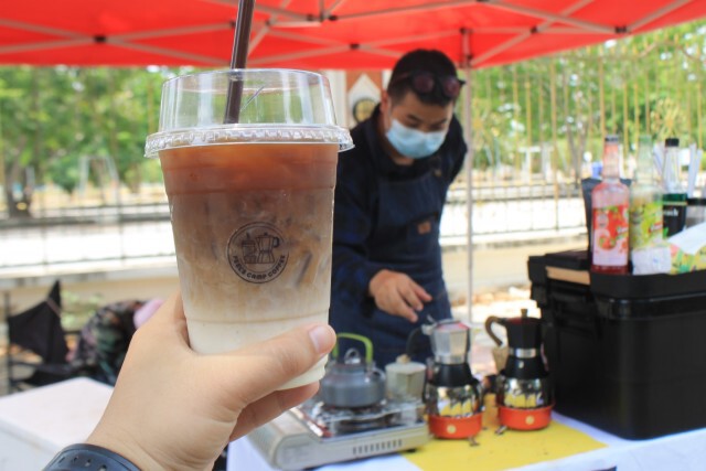 ขายกาแฟสดริมสวน-หารายได้เสริมสู้พิษโควิด