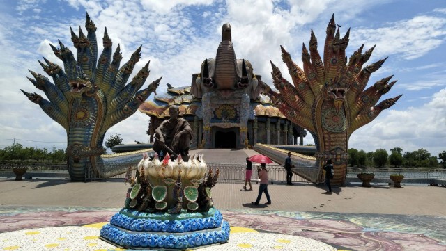 วิหารเทพวิทยาคม วัดบ้านไร่ ปิดงดเข้าชม