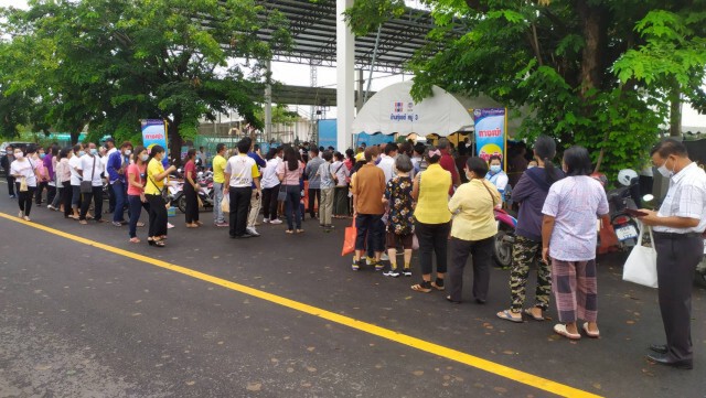 ยโสธรฉีดวัคซีน โควิด -19 พร้อมกัน ทุกอำเภอ