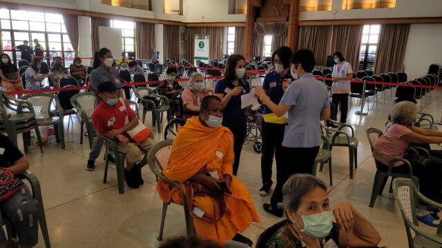 "พิษณุโลก"ฉีดวัคซีนวันที่สองราบรื่น