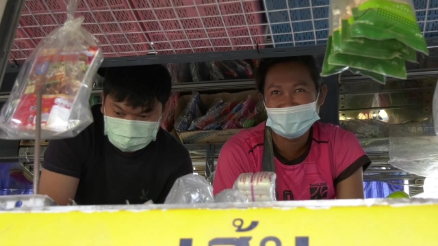 ไอเดียสุดเจ๋ง! เปลี่ยนรถบัสเก่าเป็น"ซูเปอร์มาร์เก็ต ดิลิเวอรี่"