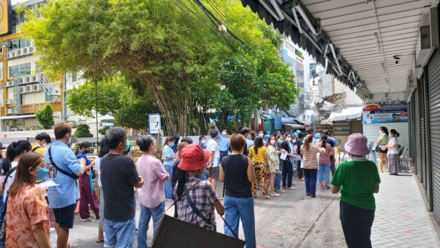 ปูพรมตรวจเชื้อซอยละลายทรัพย์นับพัน หากติดไม่ถึง 100 เปิดตลาดได้ 13 มิ.ย.