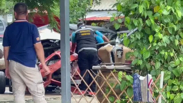 ตรวจสอบเก๋งสปอร์ต-เก๋งสวิฟ พร้อมจำลองช่วงเกิดเหตุเฉี่ยวชน