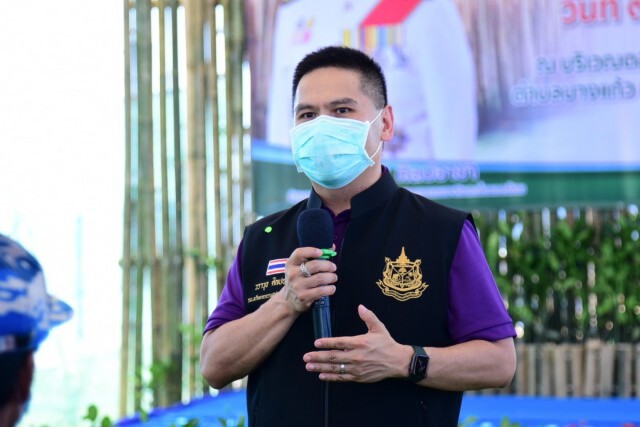 "วราวุธ" วอนสังคมประณาม พฤติกรรมใช้ปืนยิงฉลาม
