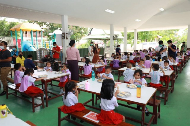 โรงเรียนโนนชัย นำร่องอาหารกลางวันเมนูที่ฉันเลือก