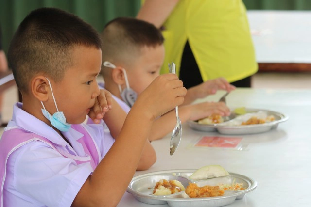 โรงเรียนโนนชัย นำร่องอาหารกลางวันเมนูที่ฉันเลือก