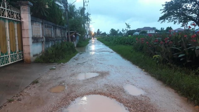 ฝนกระหน่ำอ.แม่สอดน้ำท่วมขังหลายชุมชน