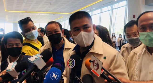 พปชร.คึกคัก รับ "บิ๊กป้อม" ประชุมใหญ่สามัญพรรค รื้อ โครงสร้างกก.บห.-เลขาฯ รักษาความปลอดภัยเข้ม