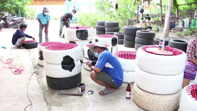 ไอเดียเจ๋งนำล้อรถยนต์ทำเก้าอี้นั่งลดขยะ