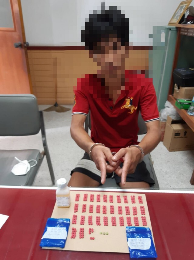 ผลตรวจซ้ำผู้ต้องขังยาบ้าติดเชื้อโควิด สั่งกักตัว 14 ตำรวจโนนสูง โคราช