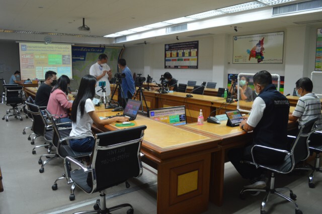 ผู้ว่าฯเลย บังคับใช้กฎหมายลงโทษผู้มาจากพื้นที่เสี่ยงไม่รายงานตัว