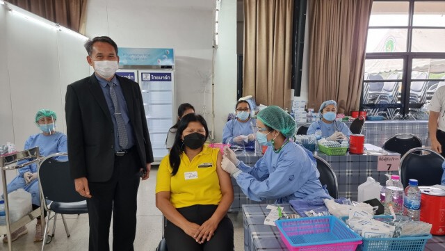 ครูพิษณุโลกขอจัดสรรวัคซีนเพิ่ม
