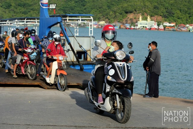 แพขนานยนต์สงขลาเปิดให้บริการอีกครั้ง หลังจนท.ติดโควิด19 