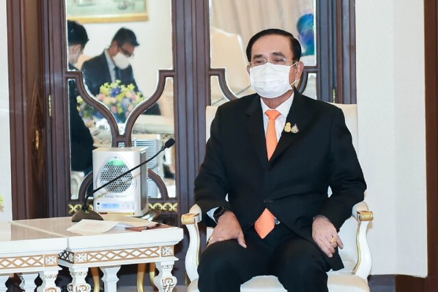 หมอธีระ แนะทางออกนายกฯ ปรับแผนจัดหาวัคซีน mRNA-ยกหูเจรจาบริษัทวัคซีนด้วยตัวเอง