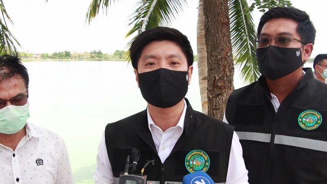 สงสารไดโนเสาร์!!!เร่งแก้ปัญหาน้ำเน่าบึงหนองโคตร