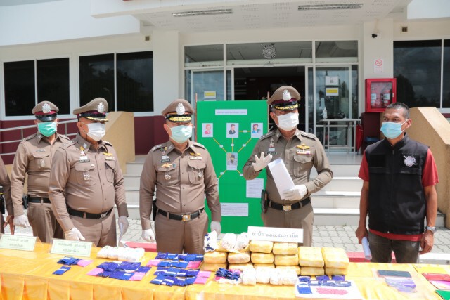 บุกรวบพ่อค้ายาบ้ารายใหญ่ของกลางกว่าแสนเม็ด