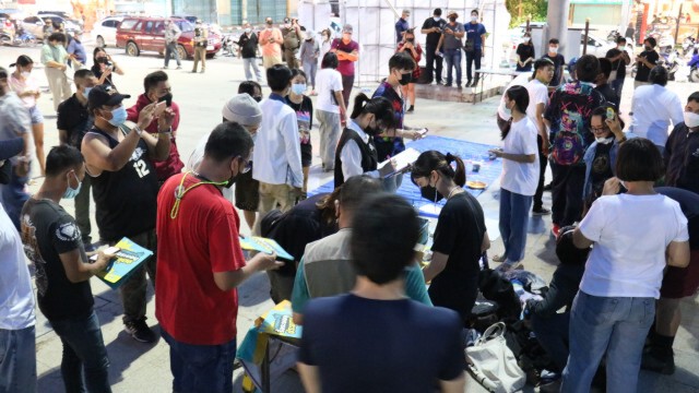 โคราชรักประชาธิปไตยยึดลานย่าโมจัดกิจกรรมรื้อระบอบประยุทธ์
