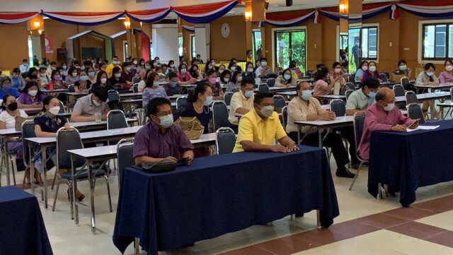 โรงเรียนประจำจังหวัดประชุมแผนเผชิญโควิดหลัง ม.6 สัมผัสผู้ป่วย