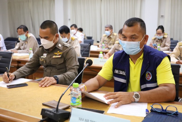 ผู้ว่าฯสั่งเข้มดำเนินคดีทุกคนจากที่เสี่ยงเข้าพื้นที่ไม่รายงานตัว