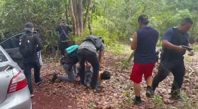 รวบหนุ่มเมืองนนท์รับจ้างขนยาบ้ายาเคยาอี