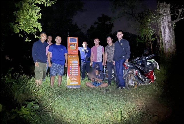 รวบแก๊ง 3 เยาวชนขับซาเล้งตระเวนยกตู้บุญเติมงัดเอาเงินซื้อยาบ้า