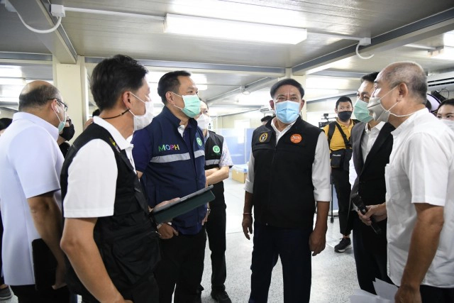 กทม. เร่งขยายเตียง ICU มทบ. 11 รองรับผู้ป่วยโควิด-19 สีแดง-เหลือง