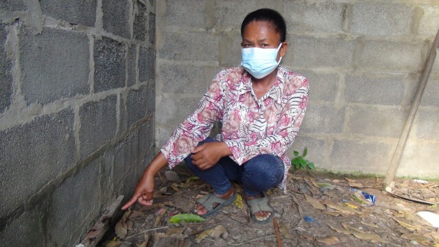 ลูกทรพีฆ่าโหดพ่อ72 มีดฟันทั่วร่างตัดหูขาดก่อนฝังดิน