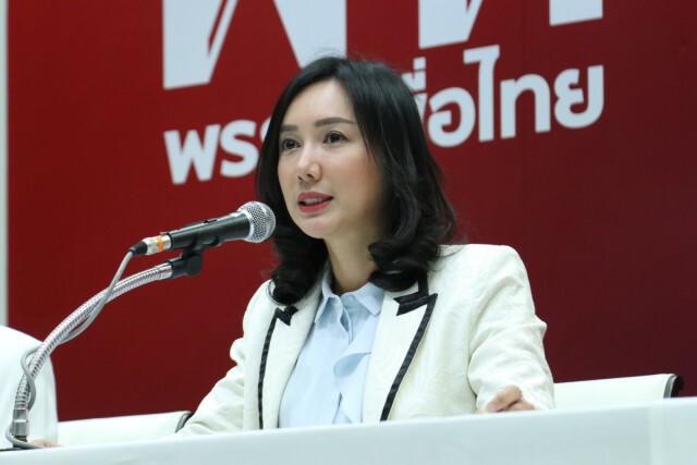 โฆษกเพื่อไทยจวก "ล็อกดาวน์ลักหลับ" มีแต่สั่งปิด-ไร้แผนรับมือ