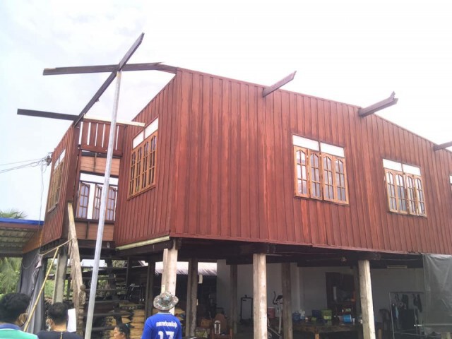 พายุกระหน่ำไม่ทันตั้งตัวเสียหาย12หลังคาเรือน