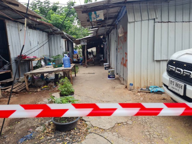 ขึงเชือกกักตัว 8 คนงานให้อยู่แต่ในแคมป์ ห้ามใครเข้า-ออก