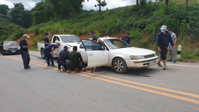 ตร.เชียงรายสกัดจับแก๊งขนยาบ้า 2 รายกว่า 8.5 ล้านเม็ด