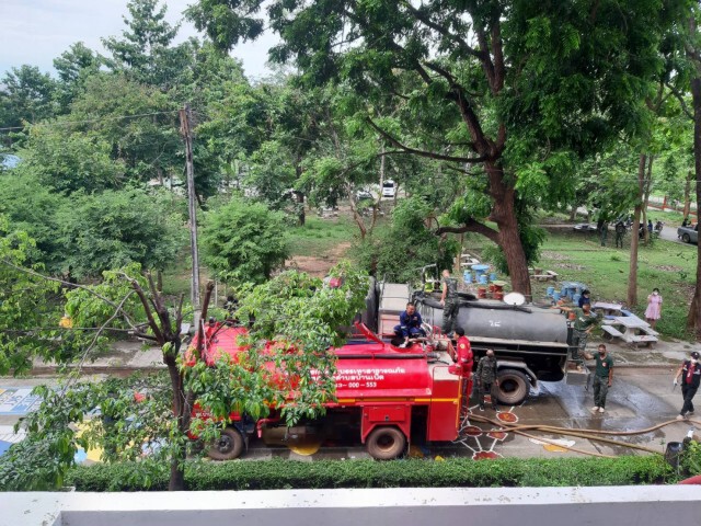 ไฟไหม้ห้องเรียนคอมพิวเตอร์ นักเรียนหนีวุ่น