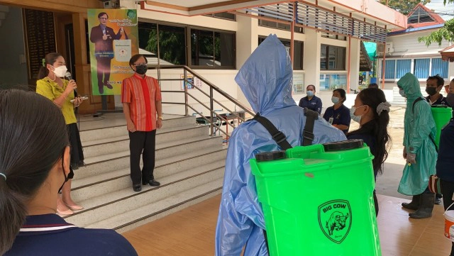 โรงเรียนมัธยมประจำจังหวัด ทำความสะอาดใหญ่เตรียมเปิดจันทร์นี้