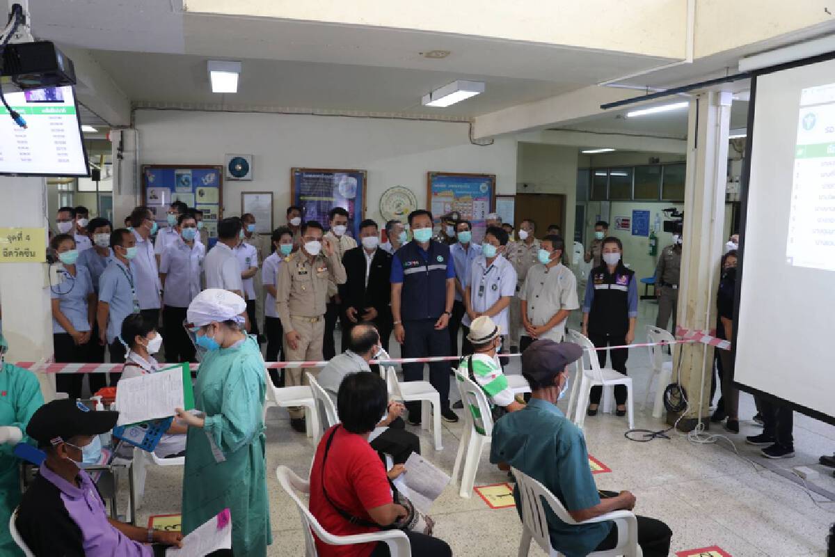 "อนุทิน"ลงพื้นที่ตรวจโควิด-19 เชียงรายสถานการณ์ดีขึ้น