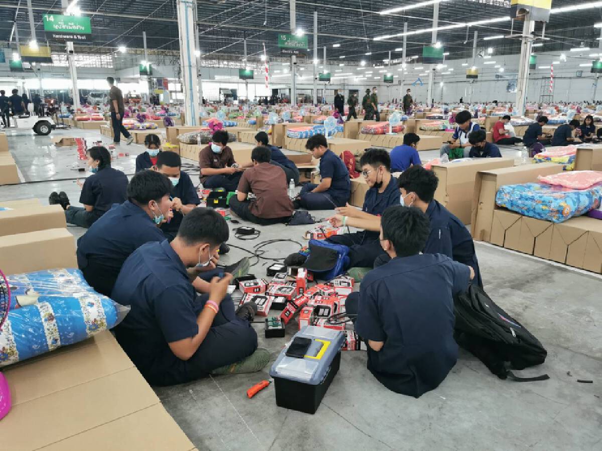 รัฐ เอกชนเตรียมเปิด รพ.สนาม-ศูนย์พักคอย 2,500 เตียง
