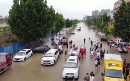 จีน สั่งระเบิดเขื่อนบางจุดเพื่อเปลี่ยนทางน้ำและไม่ให้น้ำทะลักลงเหอหนาน