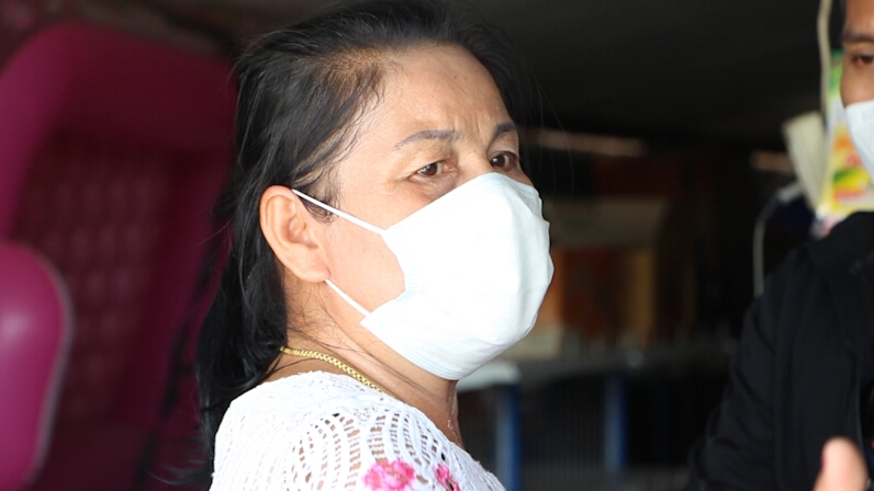 ซวย! นักค้ายาบ้าหลับใน รถเสียหลักพุ่งชนร้านค้าพังยับ