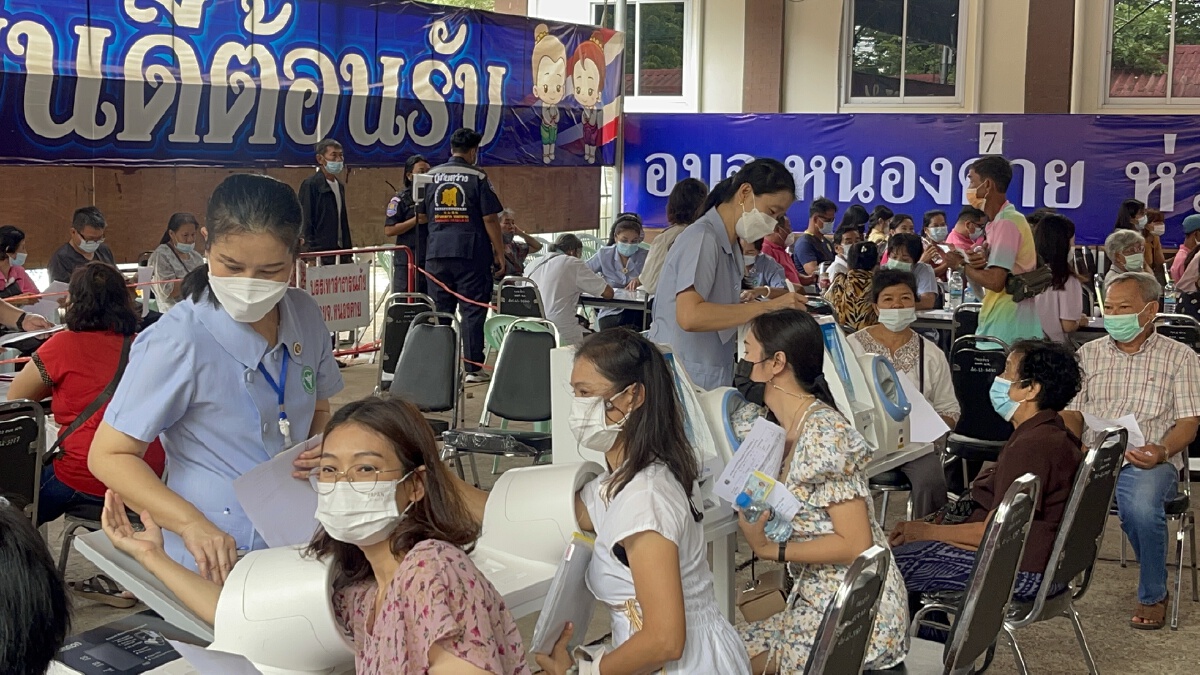 หนองคายเลื่อนนัดฉีดเร็วขึ้นวัคซีนแอสตราเซเนกาเข็มสอง