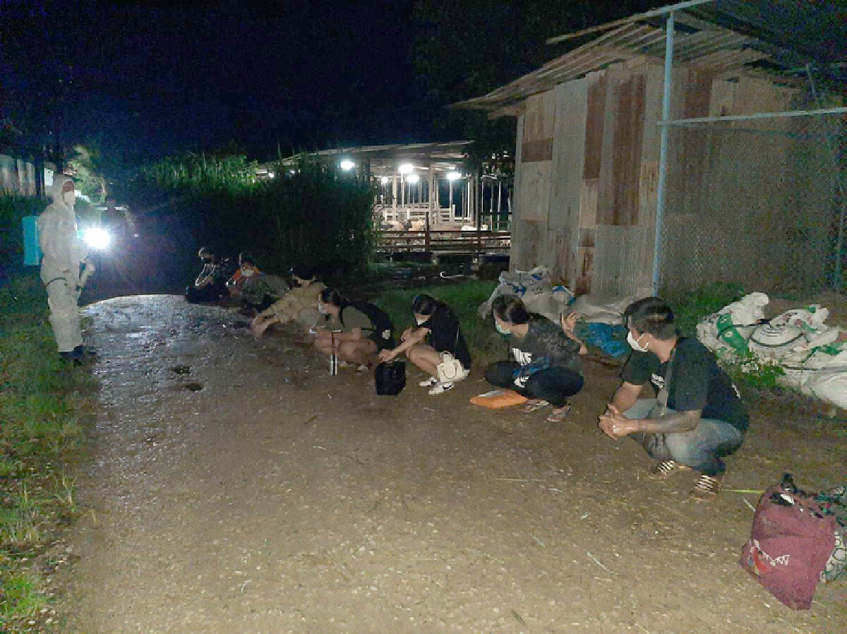 ทหารรวบ 9 คน"ไทย-เมียนมา"-นั่งเรือยนต์ลักลอบข้ามแดนจากพม่า